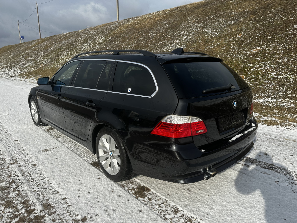BMW 525