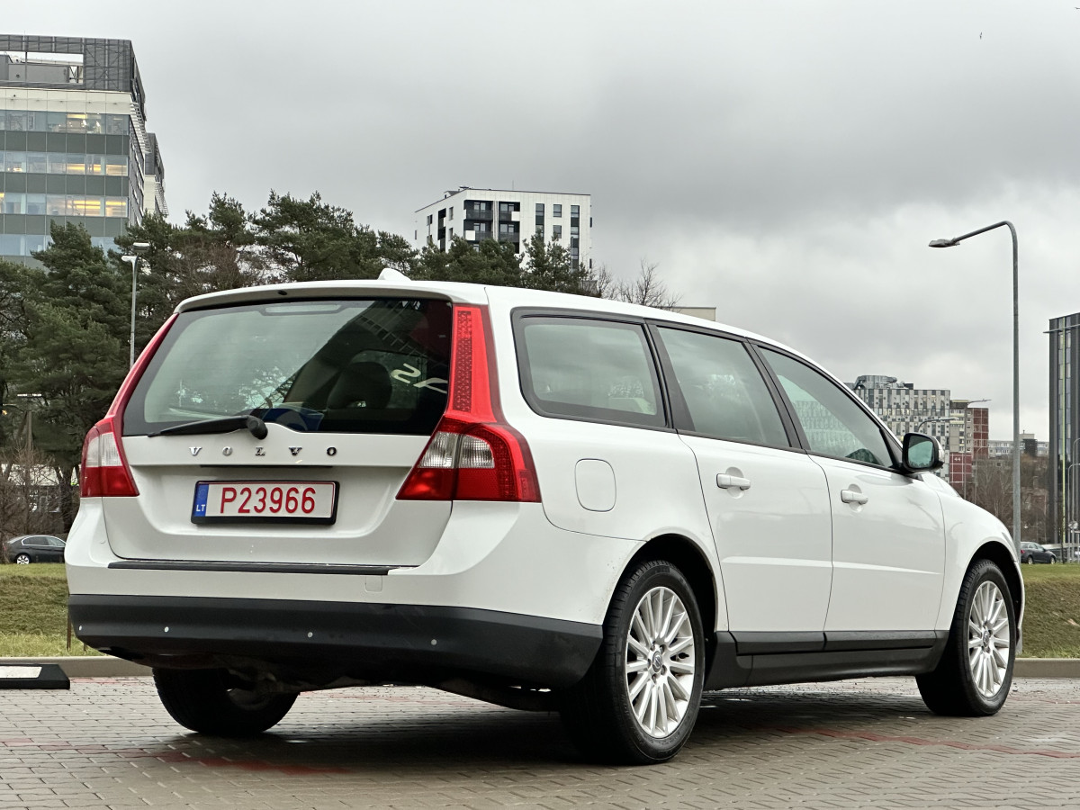 Volvo V70