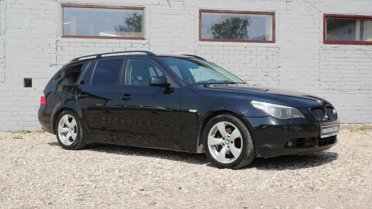 BMW 530