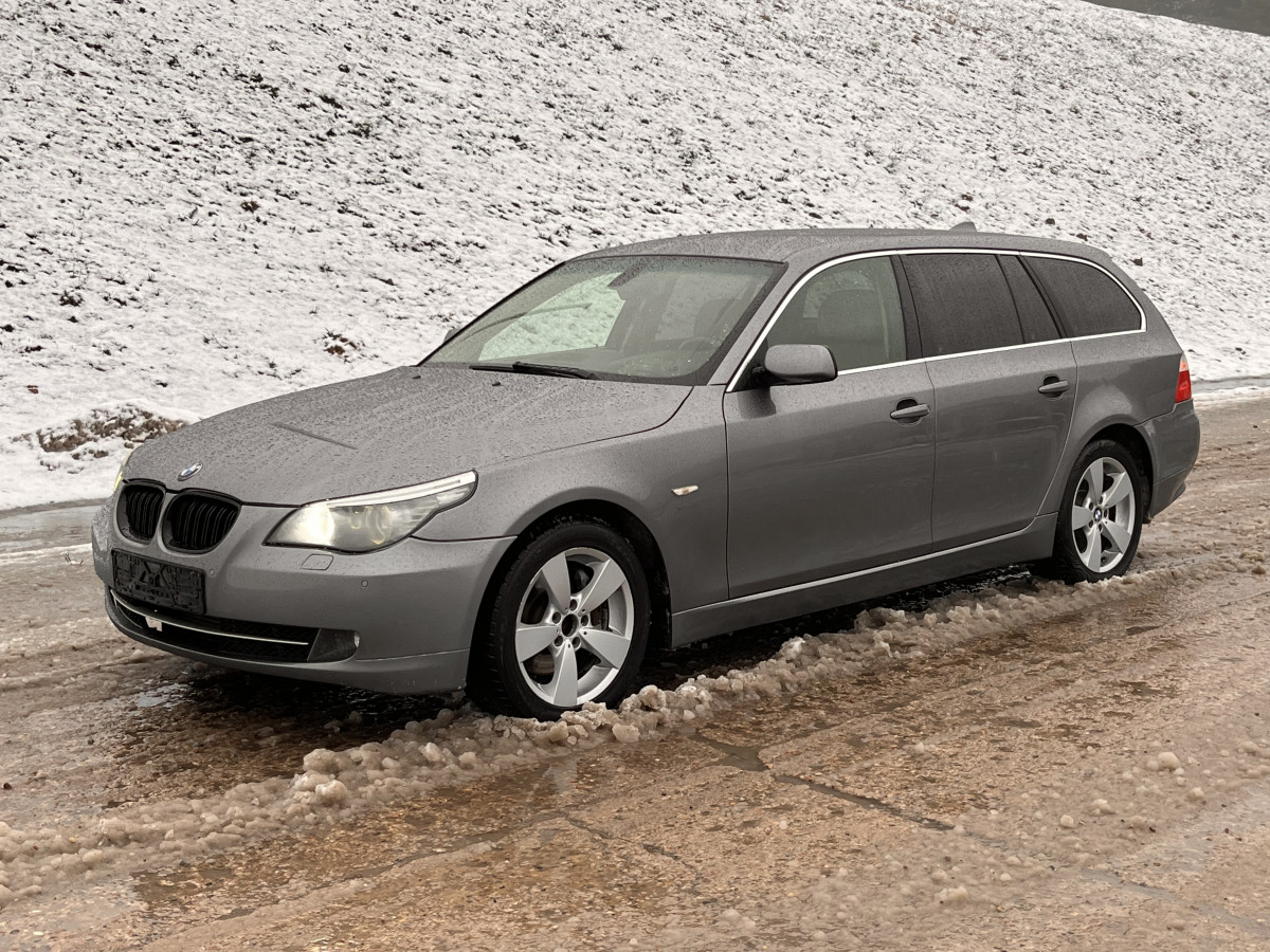 BMW 530