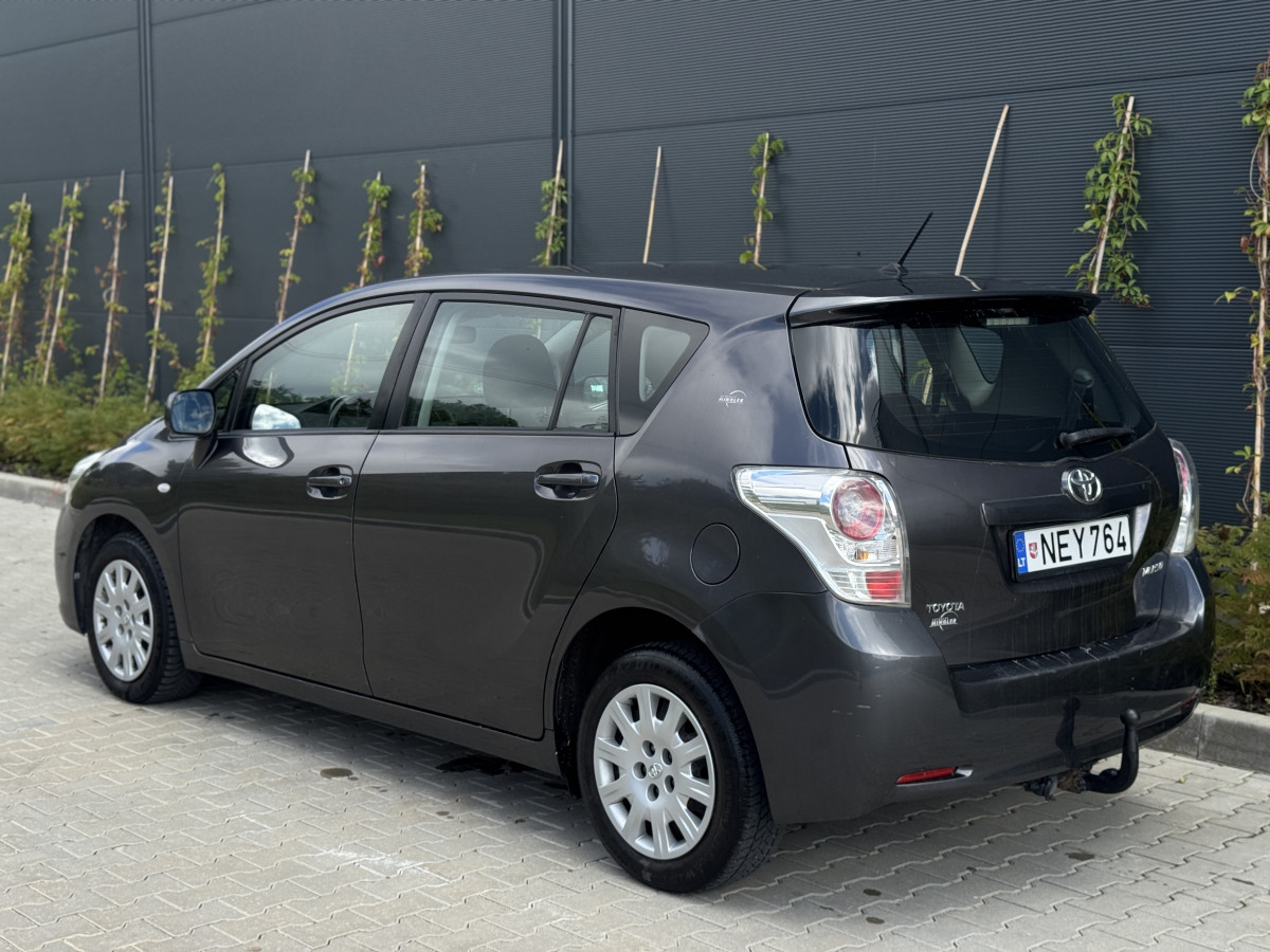 Toyota Verso