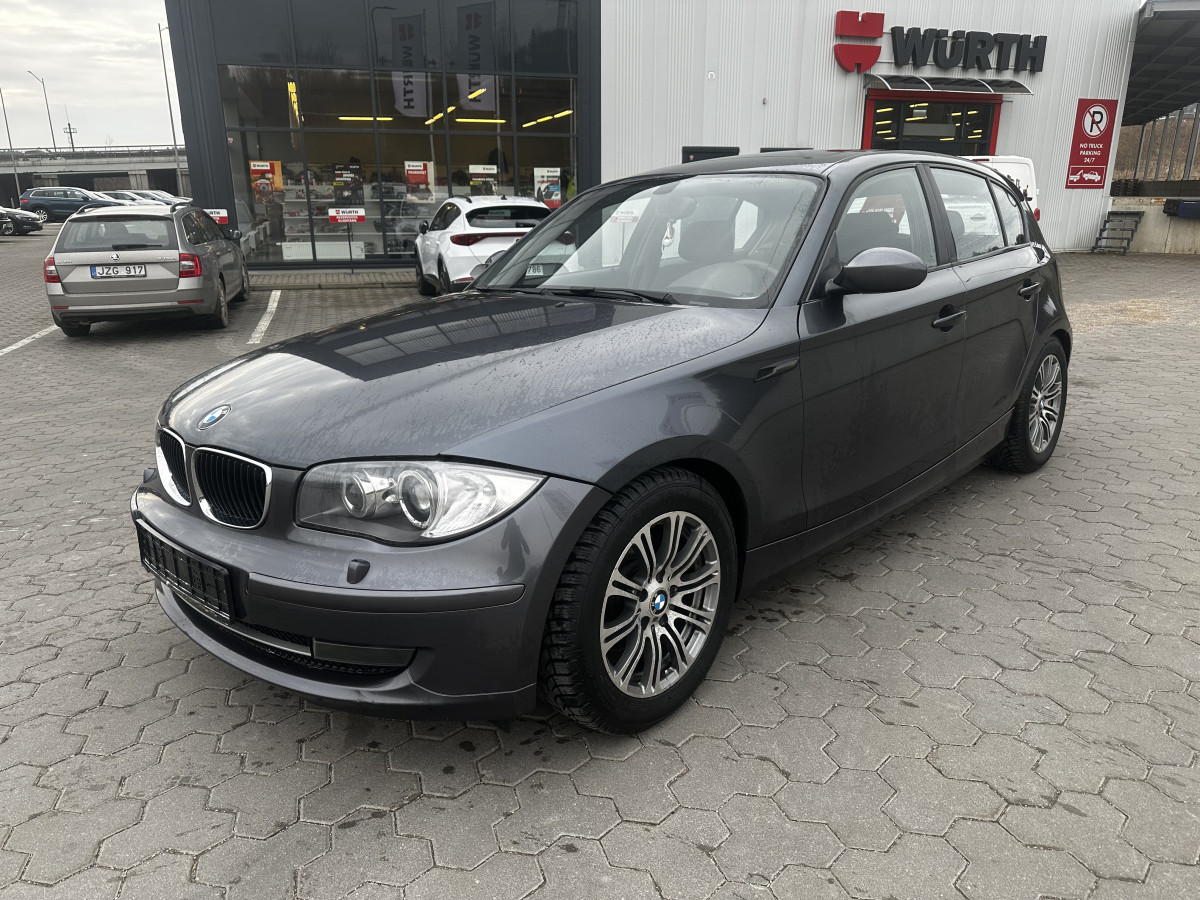 BMW 120