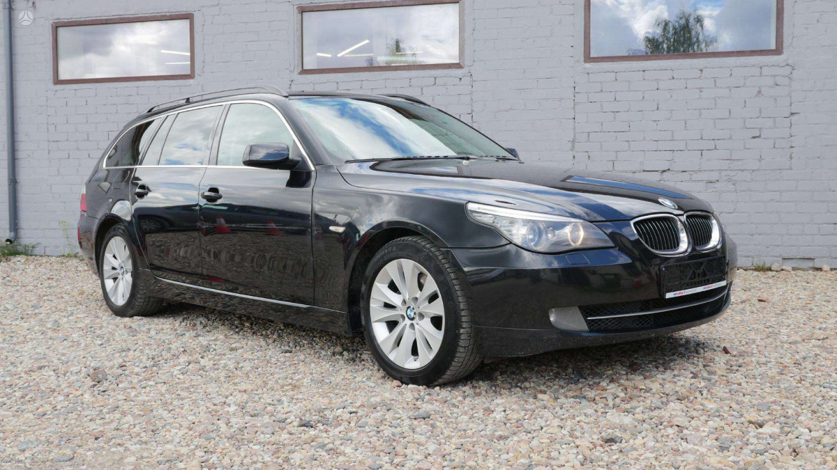 BMW 525