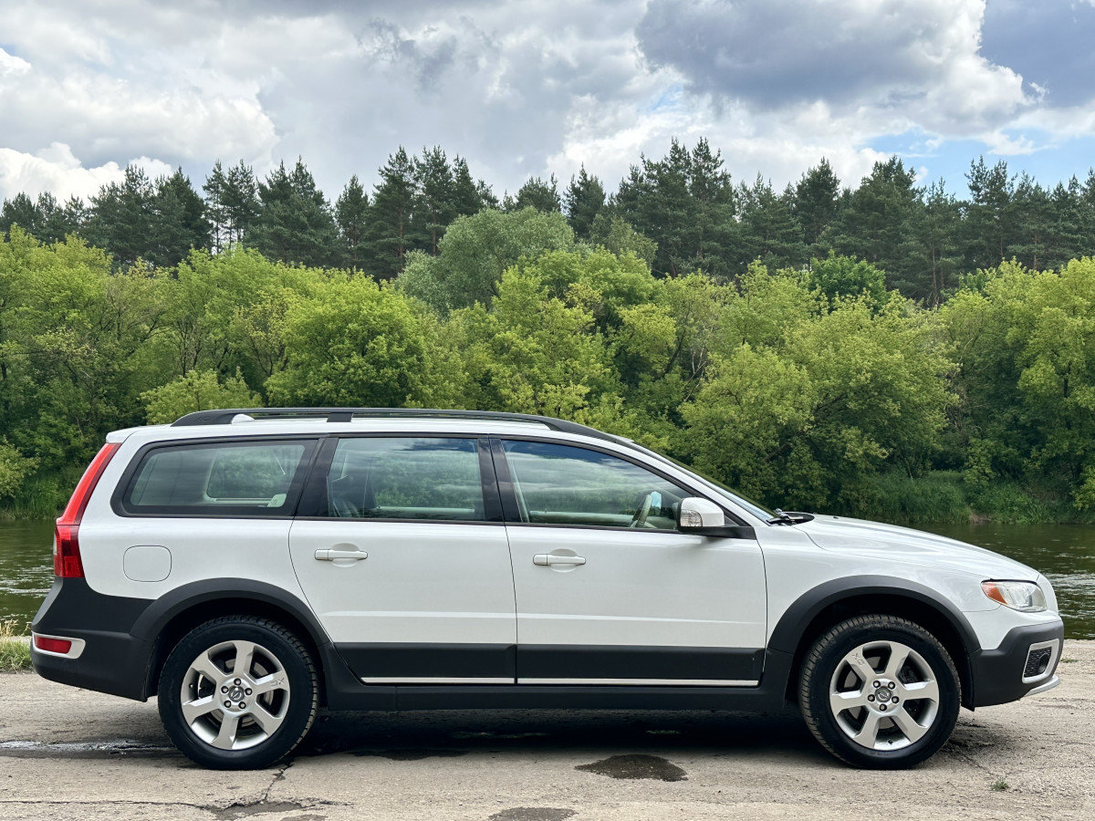 Volvo XC70