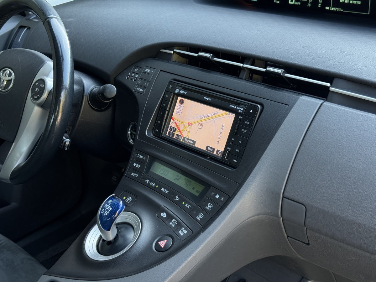 Toyota Prius 3