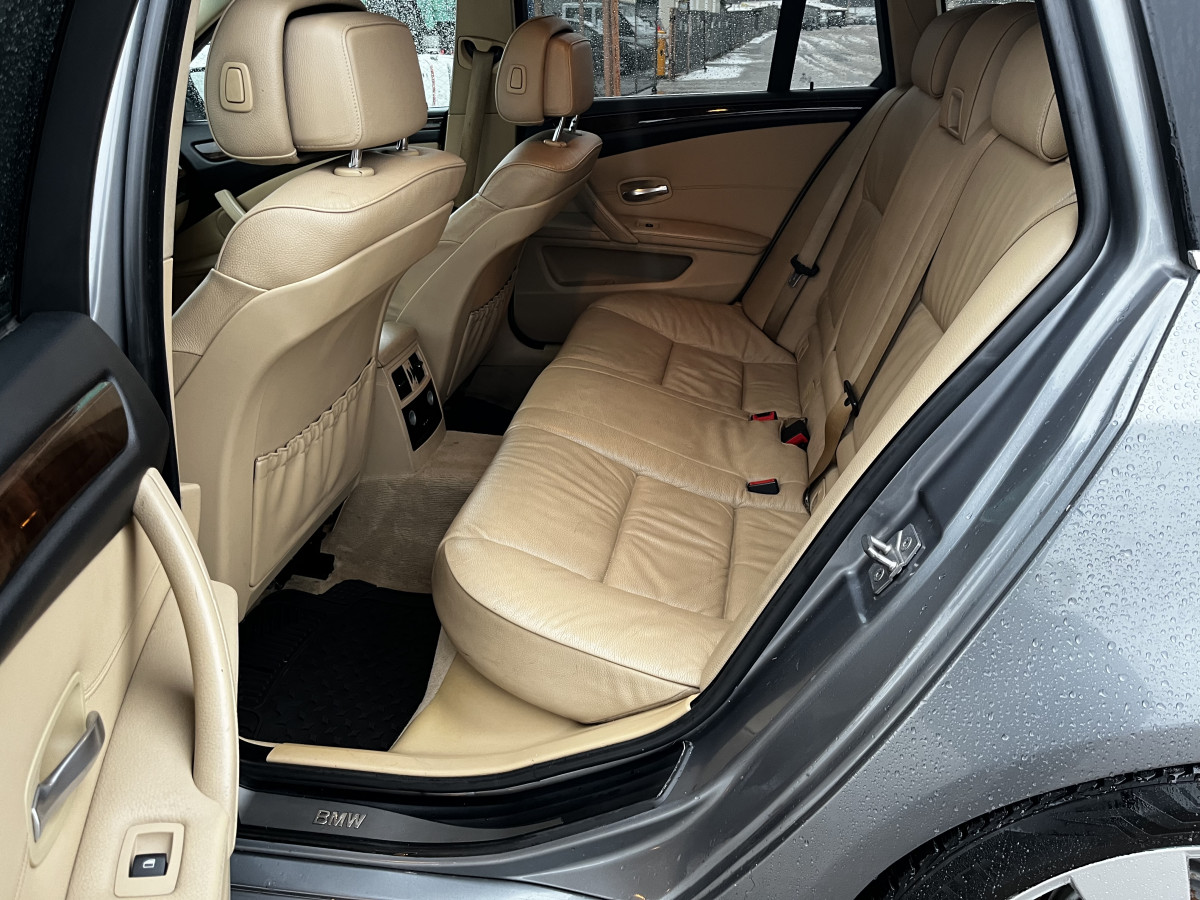 BMW 530