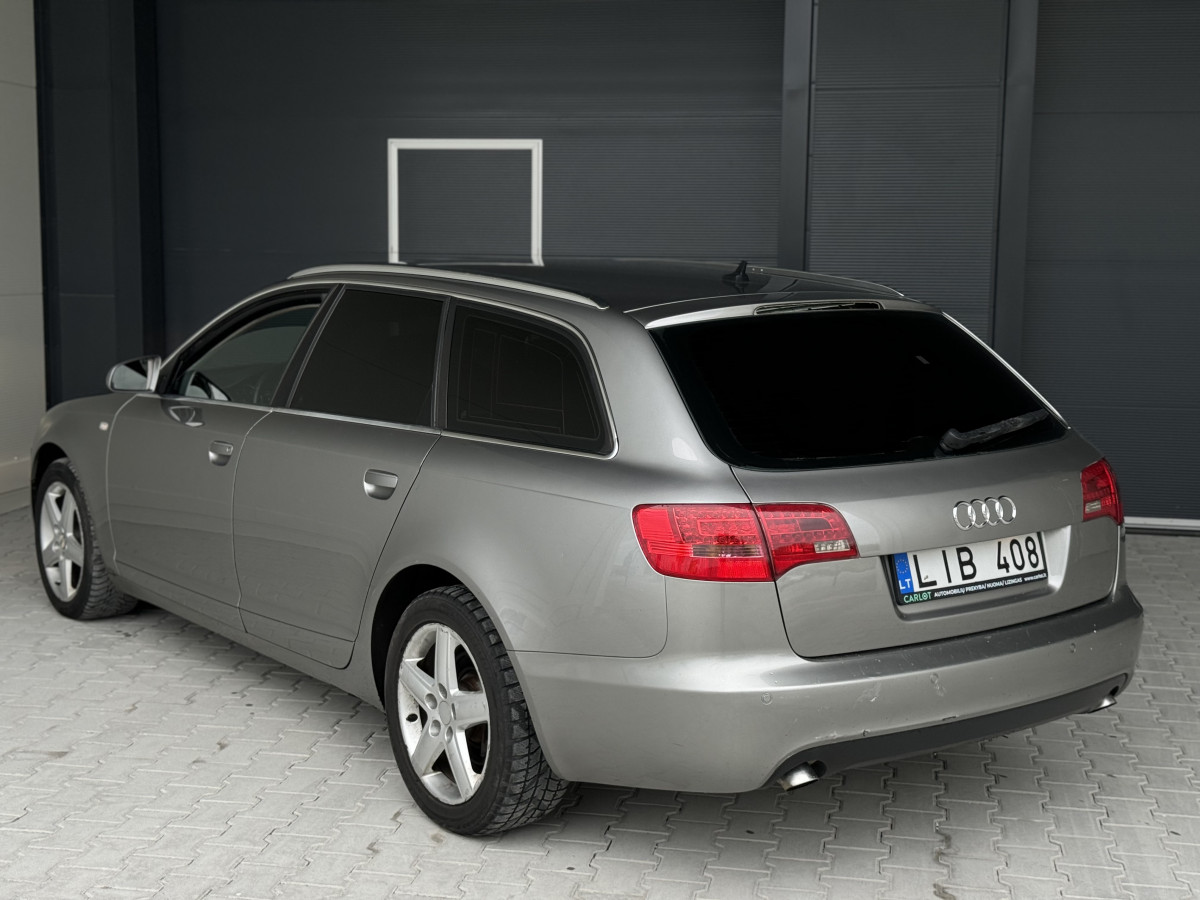 Audi A6 quattro