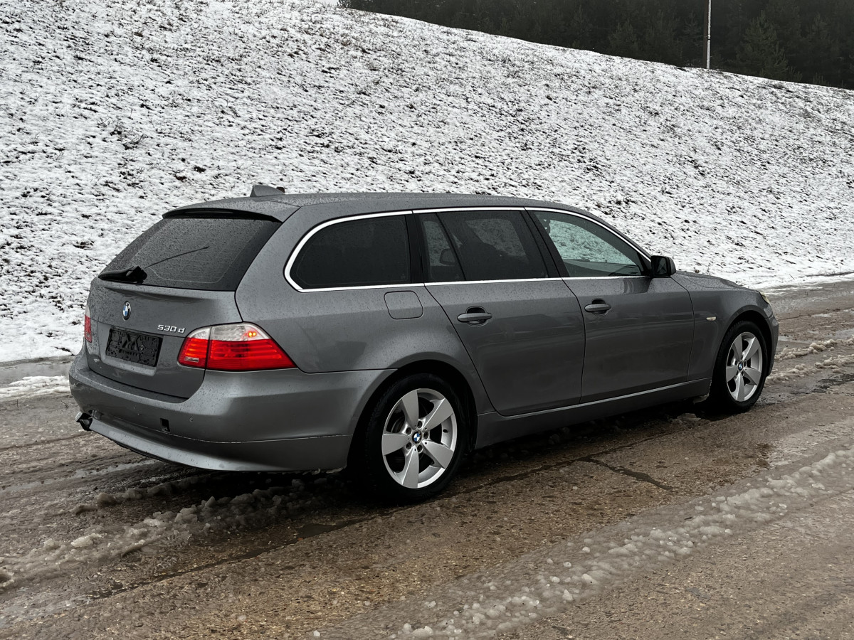 BMW 530