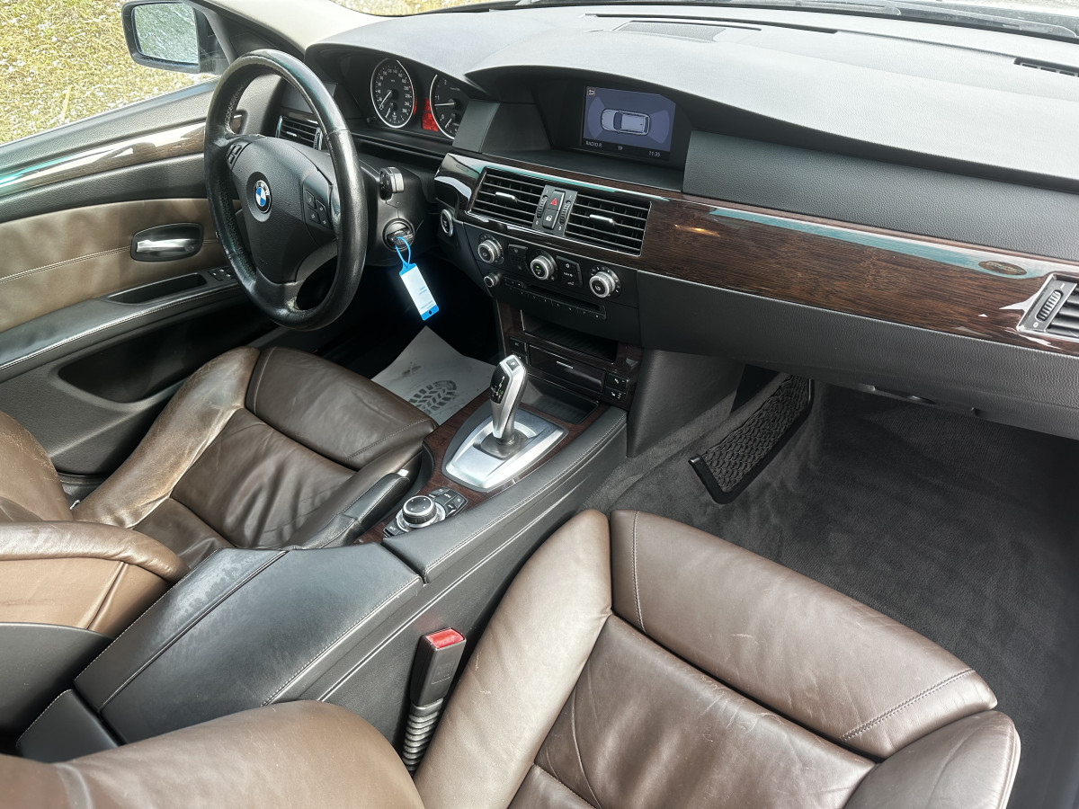 BMW 525