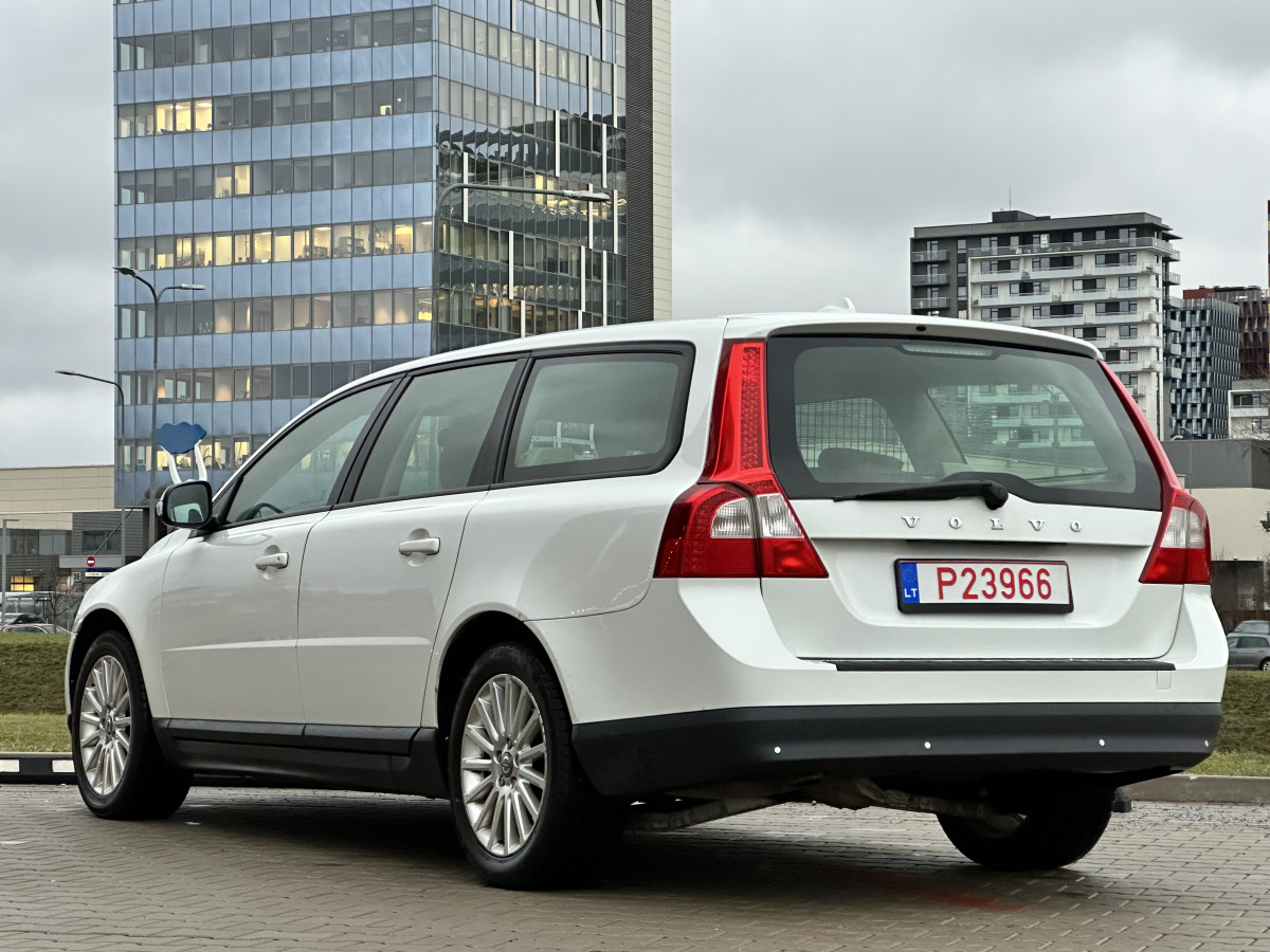 Volvo V70