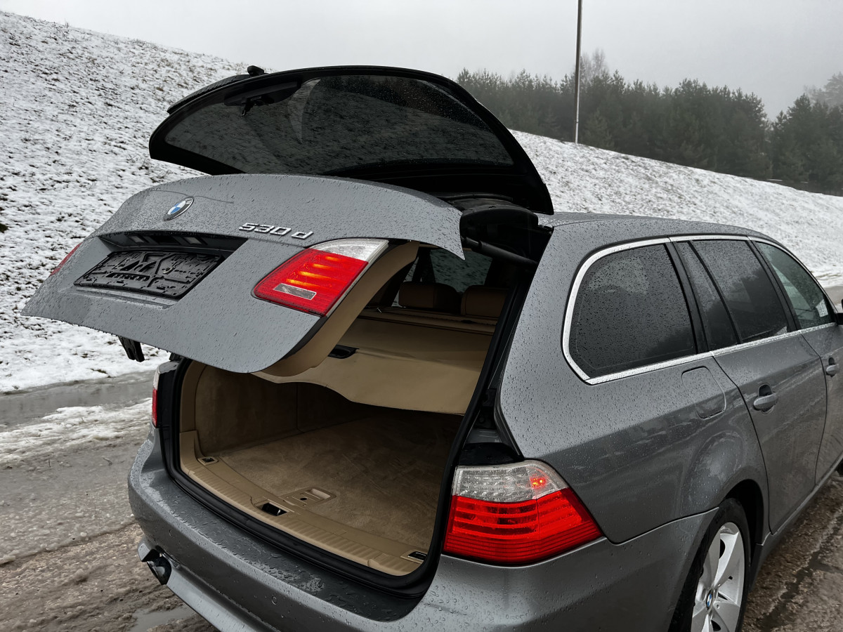 BMW 530