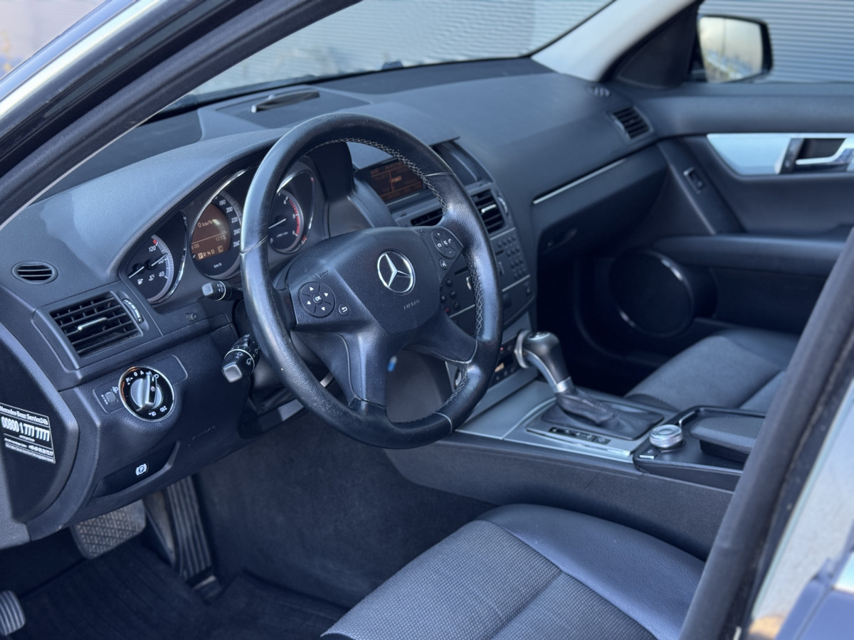 MB C200