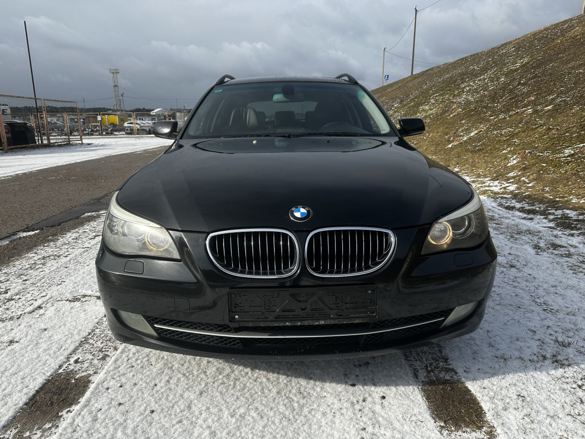 BMW 525