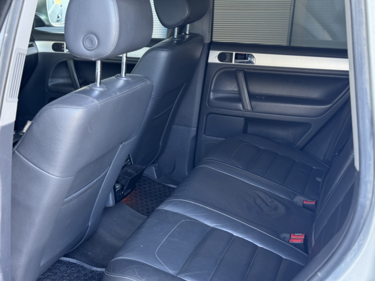 VW TOUAREG
