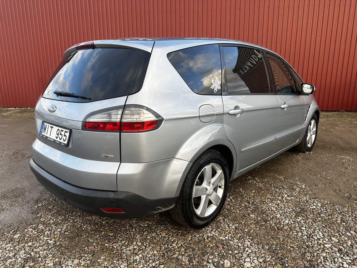 Ford S-MAX