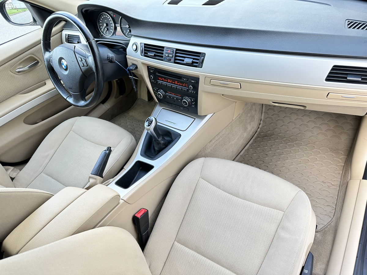 BMW 320