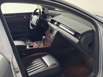 VW PHAETON