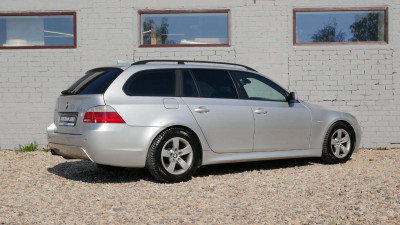 BMW 525
