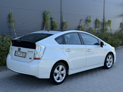 Toyota Prius 3