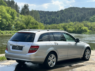 Mercedes-Benz C200