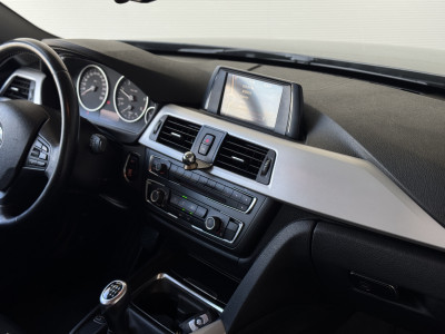 BMW 318d 
