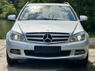 Mercedes-Benz C200