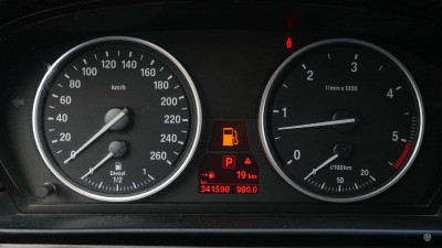 BMW 525