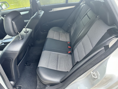 Mercedes-Benz C200