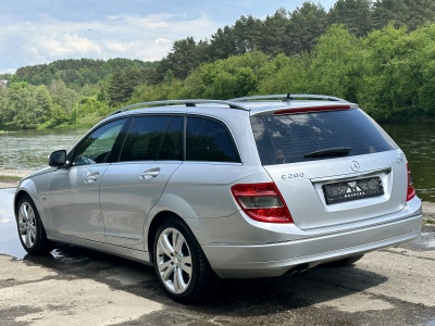 Mercedes-Benz C200
